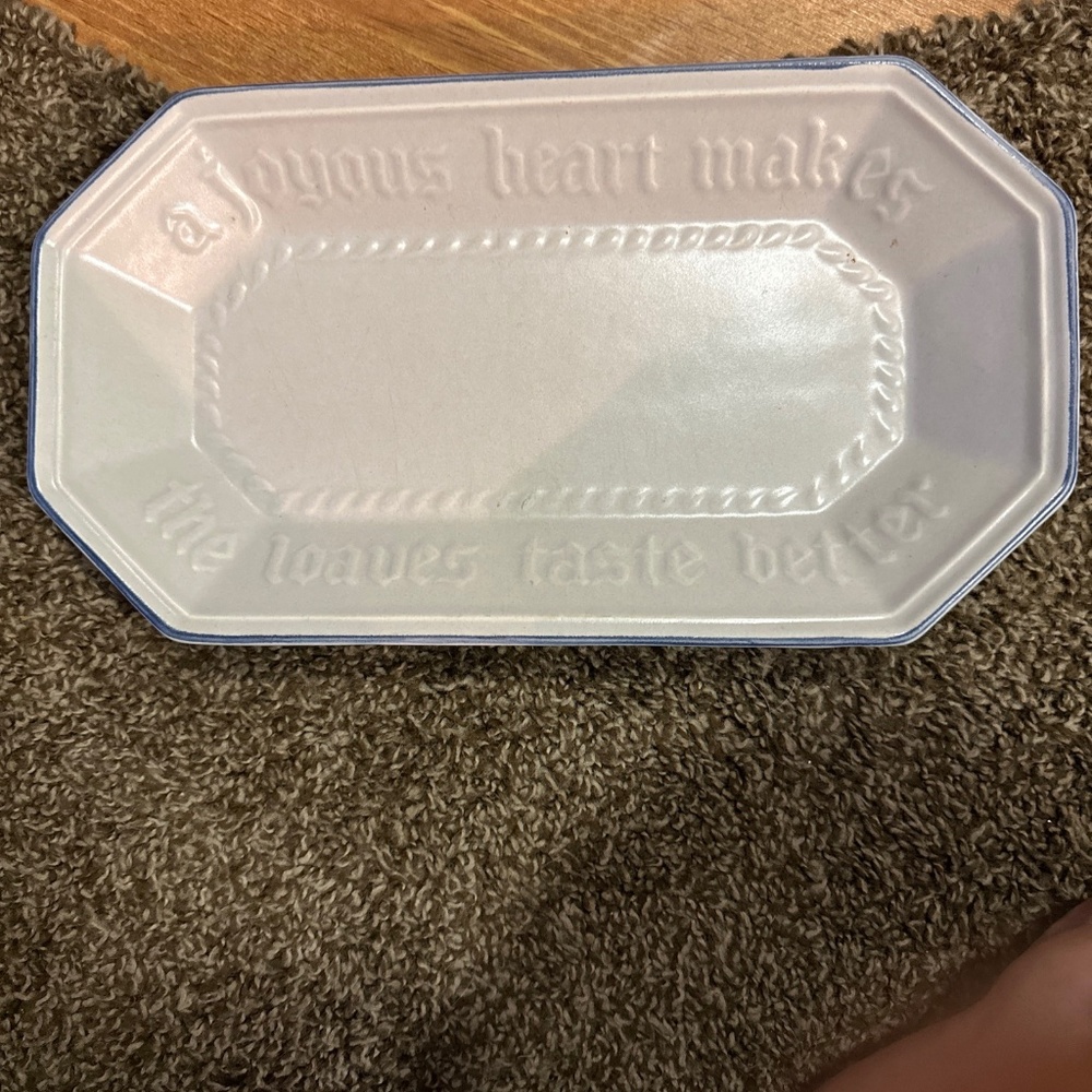 Pfaltzgraff Yorktowne Breadtray
